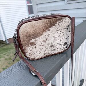 Mark and Graham Animal Print Crossbody Bag Brown White Dual Zipper Inner Pockets